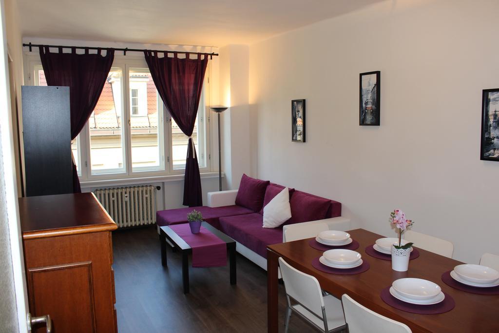 Go Native Prague Apartment Eksteriør billede