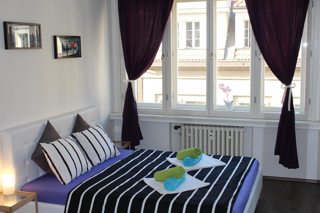 Go Native Prague Apartment Eksteriør billede