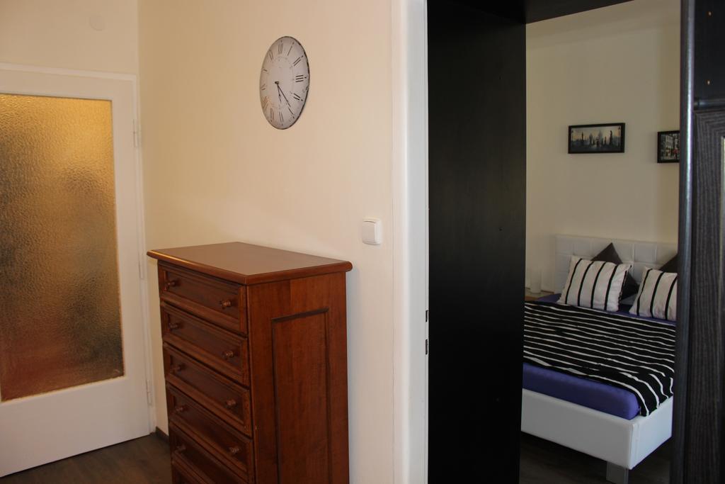 Go Native Prague Apartment Eksteriør billede